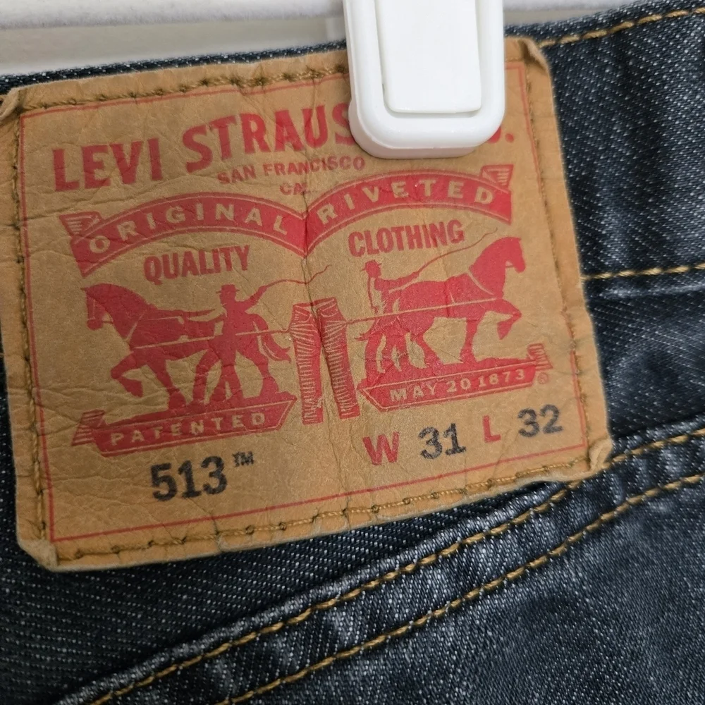 Levi's Dark Wash Straight Jeans
